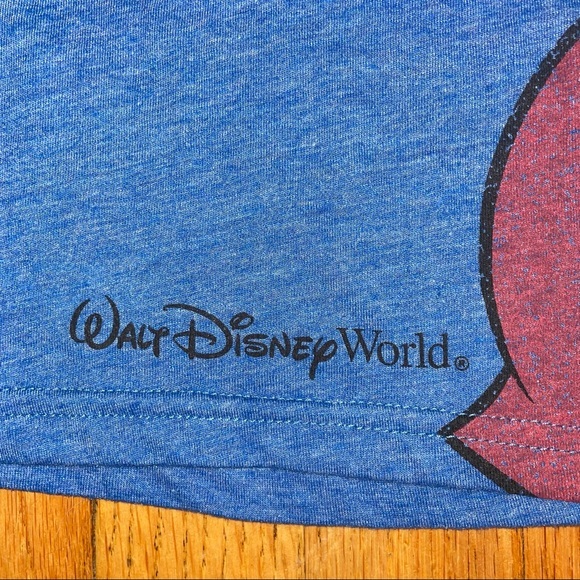 90Disney Mickey fitted vneck tee/graphic tee - Picture 6 of 7